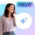 Vrouw telefoneert met AI telefoonassistent