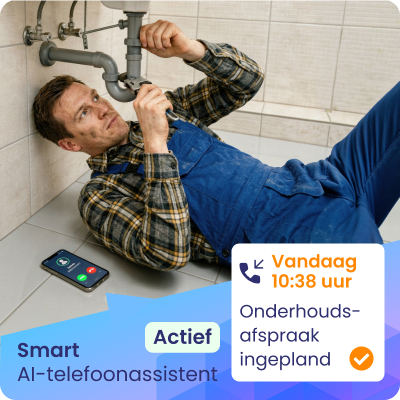 Installateur die een afvoer repareert, een kader dat aangeeft dat de AI-telefoonassistent het gesprek aanneemt.
