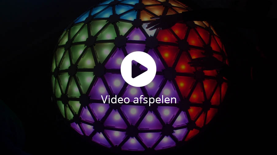 Video over de LED dome
